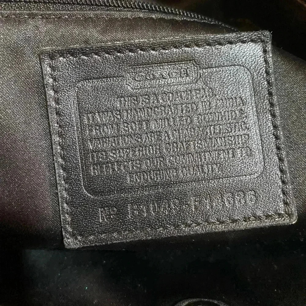 Coach vintage black leather satchel handbag - Picture 8 of 8